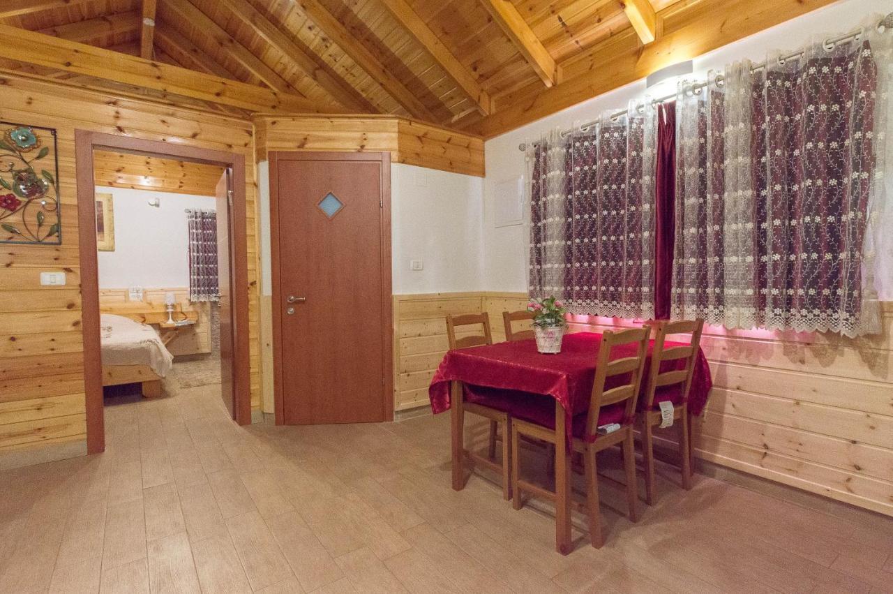 The Wooden Rose Cabins Bezet Exteriér fotografie